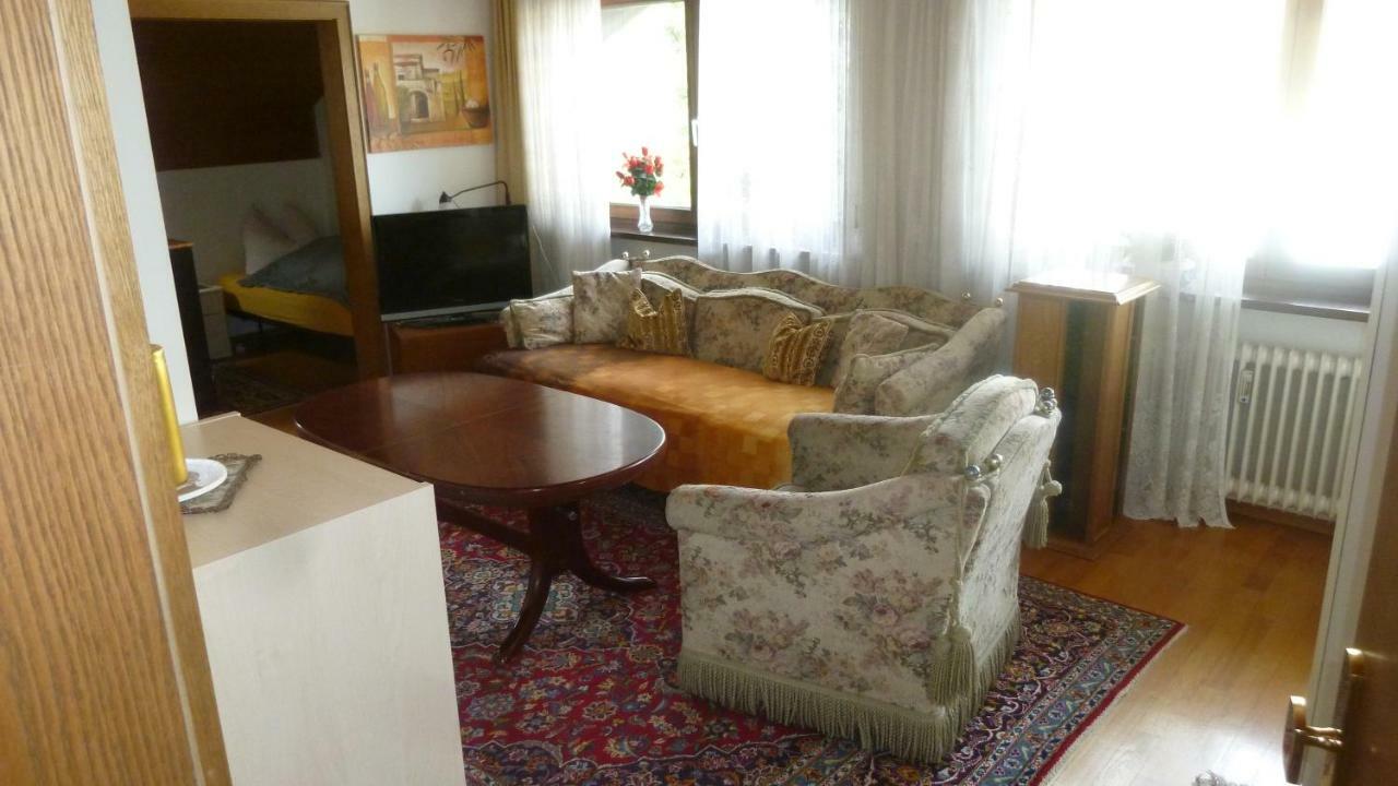 Ferienwohnung Гилхинг Екстериор снимка