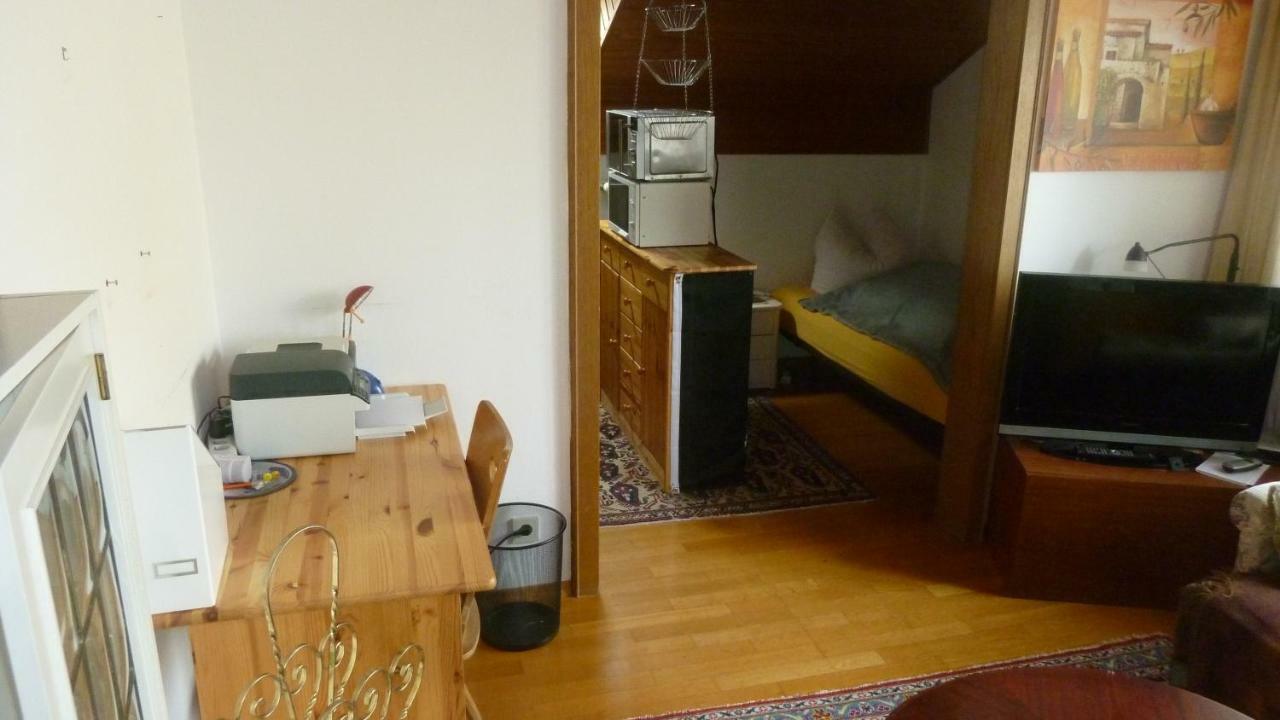 Ferienwohnung Гилхинг Екстериор снимка